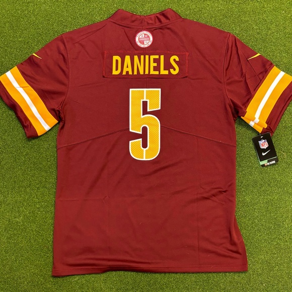 Jayden Daniel’s Washington Commanders Jersey Size Large Brand New - Picture 2 of 2